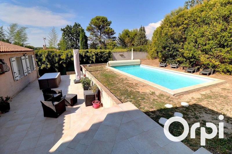 Maison - 166 m² - 6 pièces