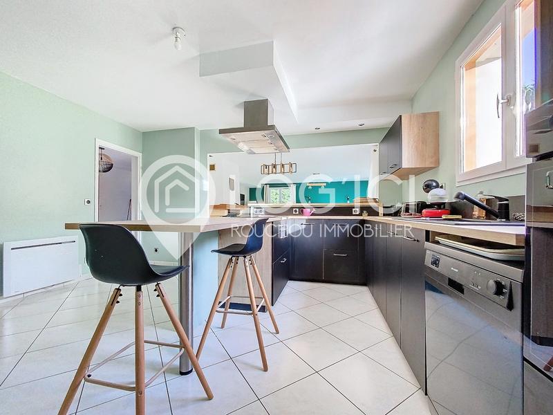 Maison - 202 m² - 7 pièces