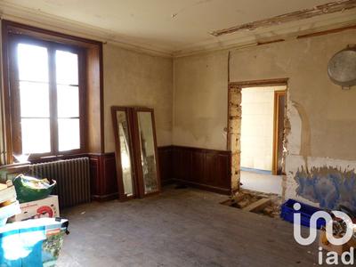 Maison - 205 m² - 9 pièces