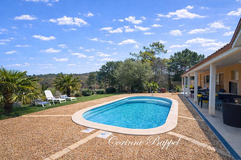 Maison - 91 m² - 4 pièces