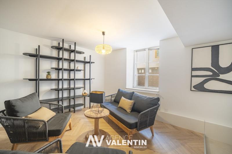 Appartement - 108 m² - 5 pièces