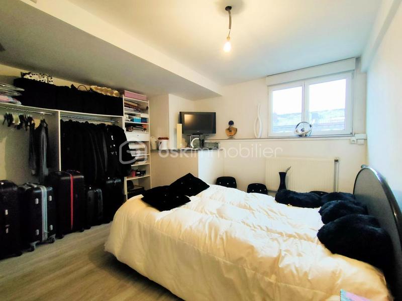 Maison - 371 m² - 7 pièces