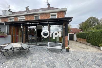 Maison - 105 m² - 4 pièces