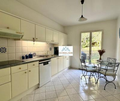 Maison - 146 m² - 7 pièces