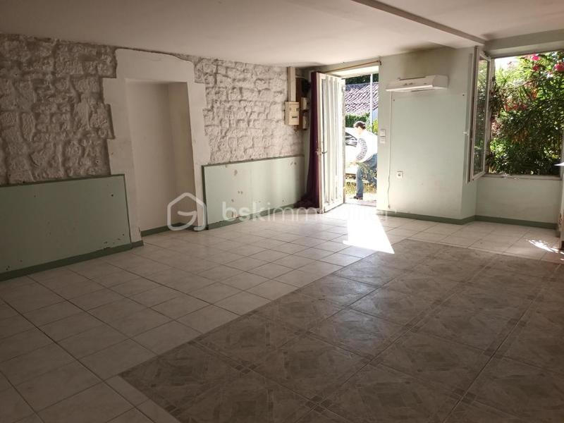 Corps de ferme - 379 m² - 14 pièces