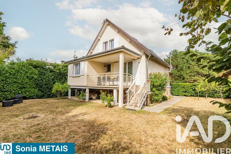 Maison - 135 m² - 6 pièces