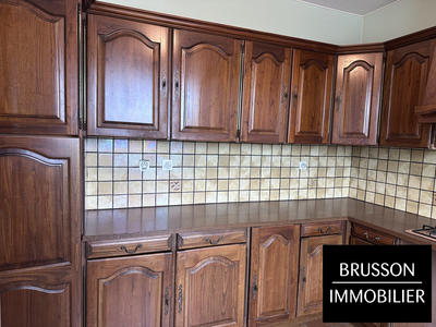 Maison traditionnelle - 102 m² - 4 pièces