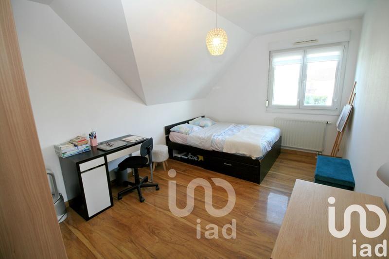 Maison - 230 m² - 5 pièces