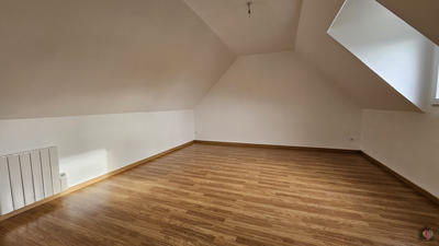 Maison traditionnelle - 173 m² - 6 pièces