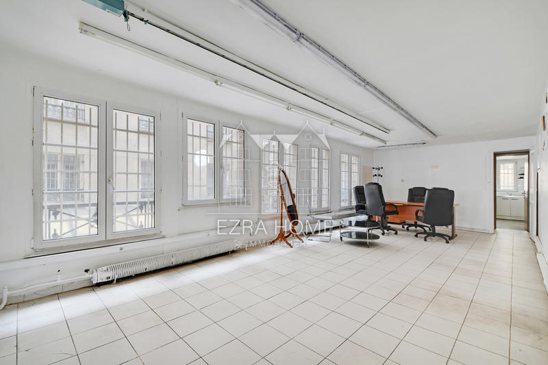 Local commercial - 200 m²