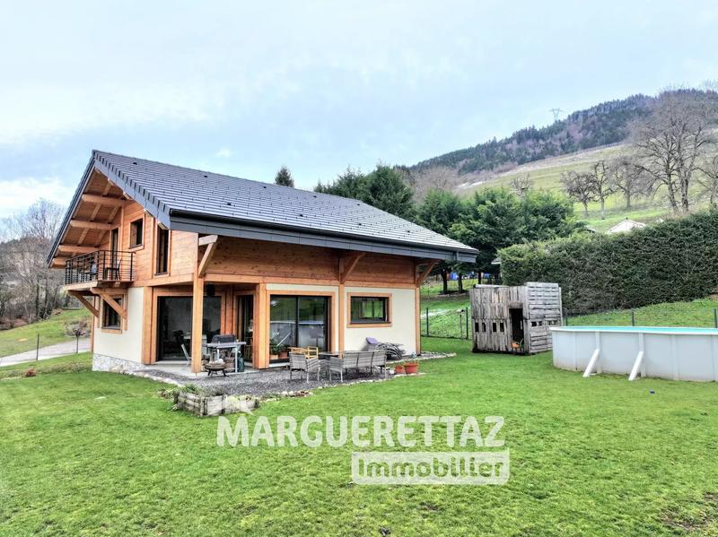 Maison - 156 m² - 5 pièces