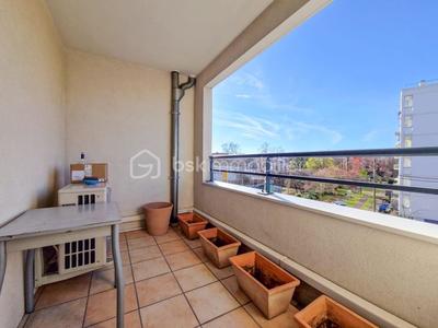 Appartement - 85 m² - 4 pièces