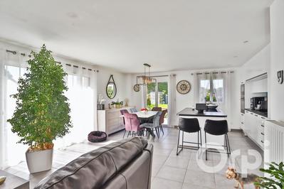 Maison - 82 m² - 5 pièces