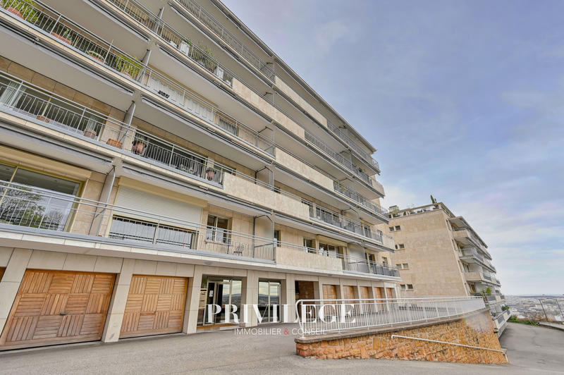 Appartement - 118 m² - 4 pièces