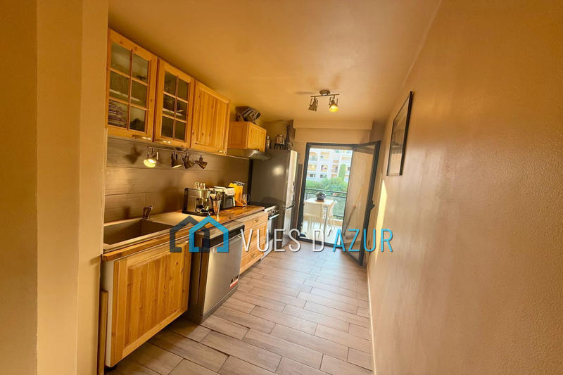 Appartement - 96 m² - 4 pièces