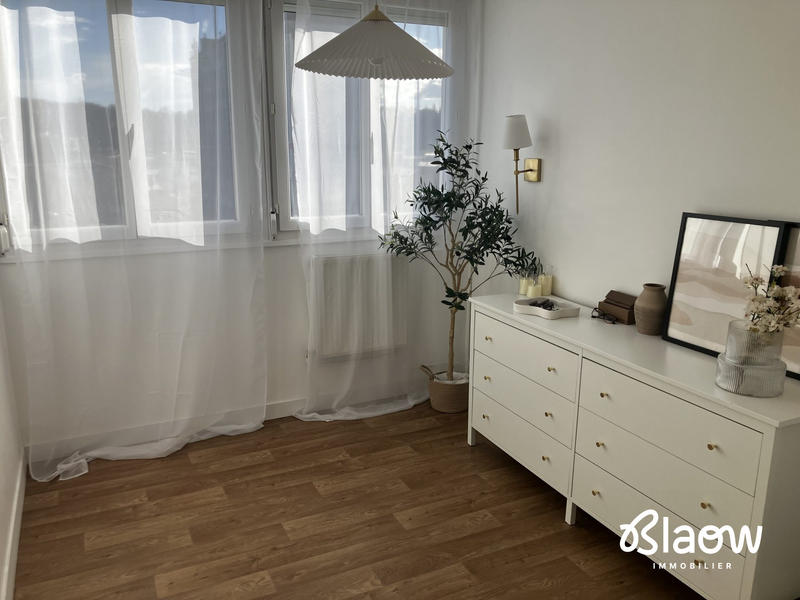 Appartement - 65 m² - 4 pièces