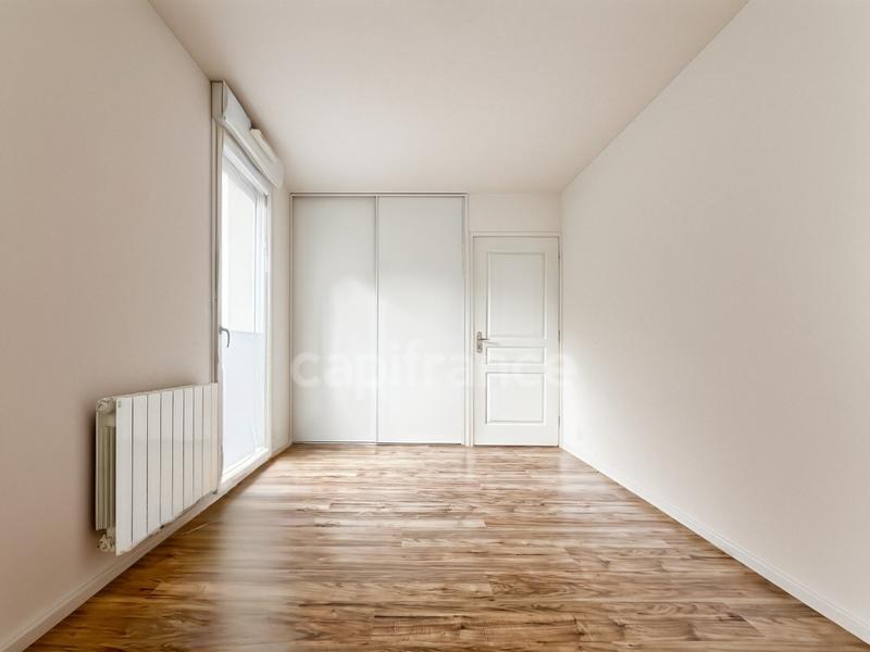 Appartement - 92 m² - 5 pièces