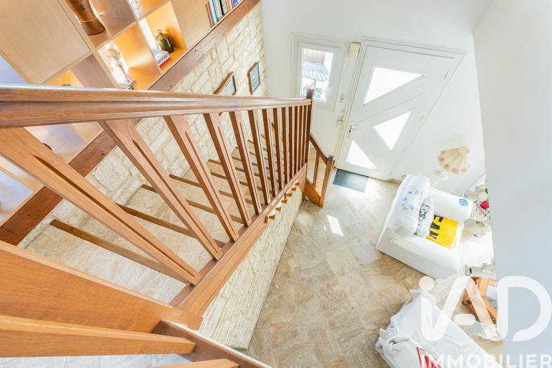 Maison - 122 m² - 5 pièces