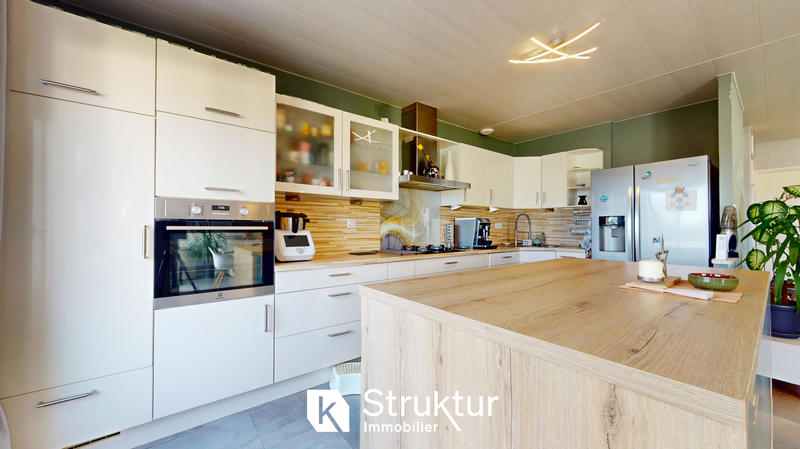 Maison - 115 m² - 5 pièces