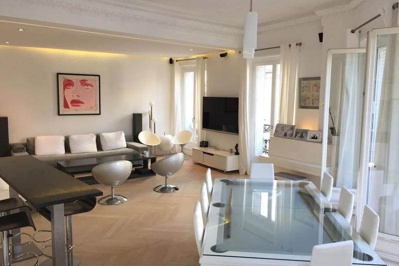 Appartement - 165 m² - 6 pièces