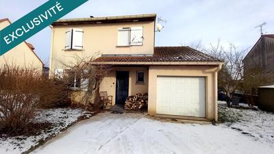 Maison - 90 m² - 5 pièces