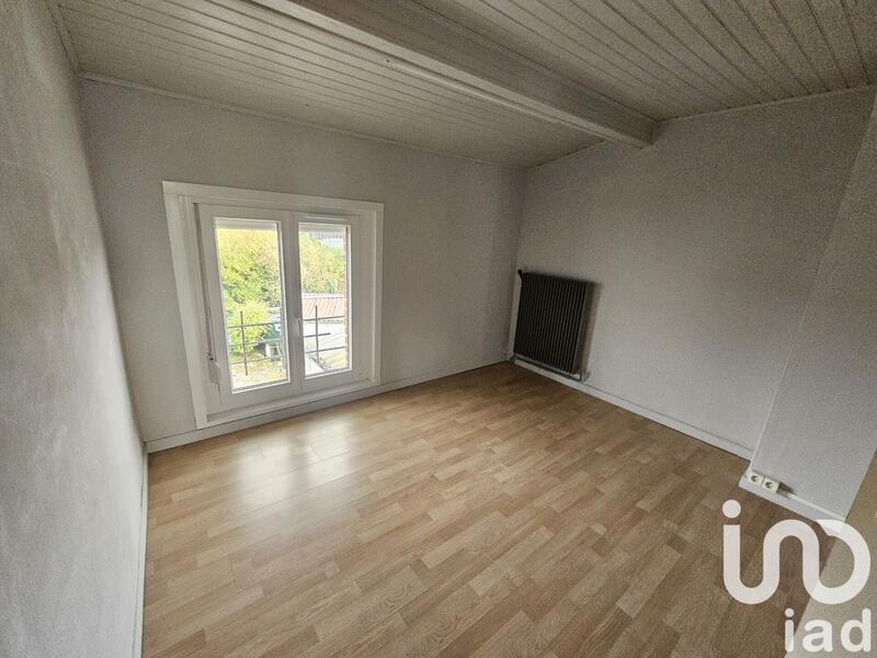 Maison - 92 m² - 5 pièces
