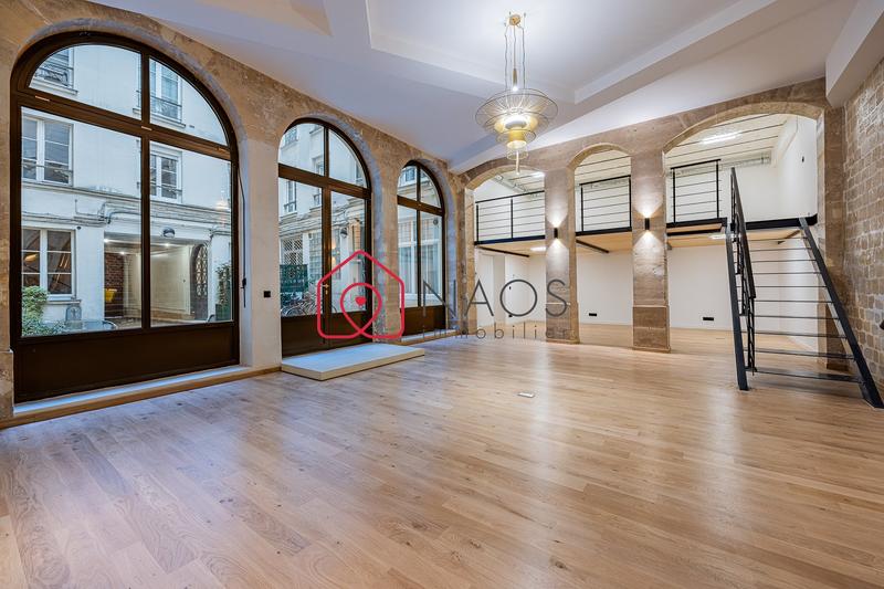 Local d'activités - 169 m²