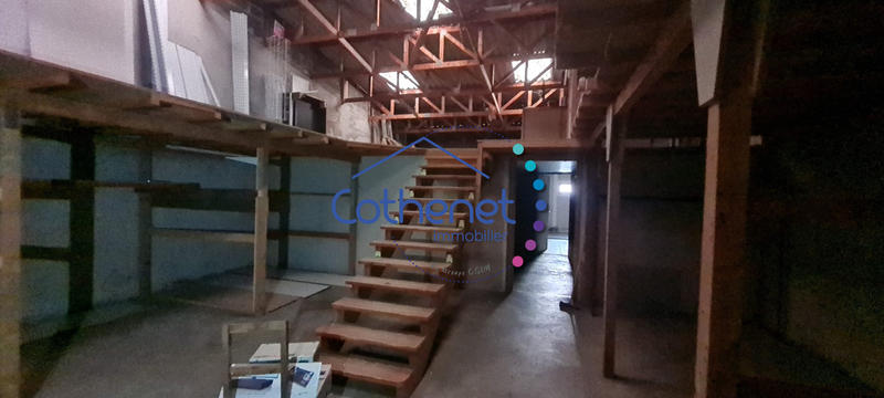 Local commercial - 2 146 m²