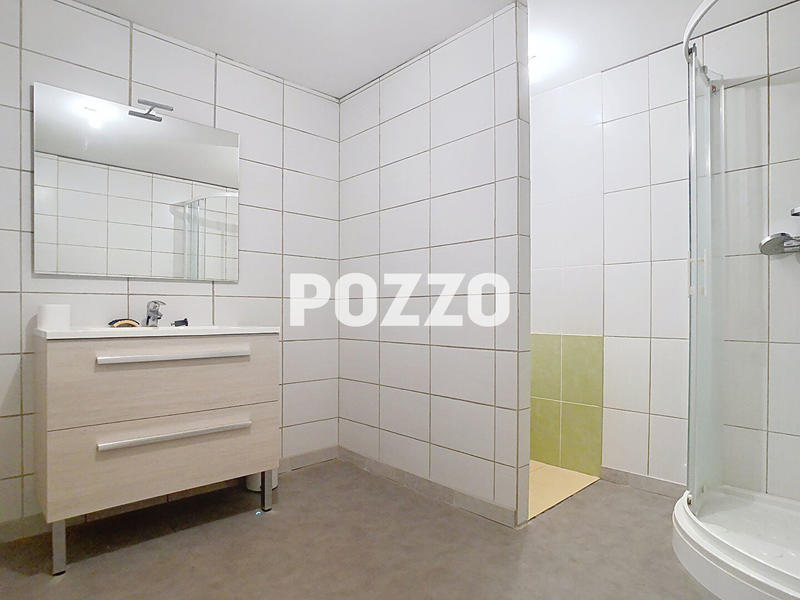 Maison - 166 m² - 7 pièces