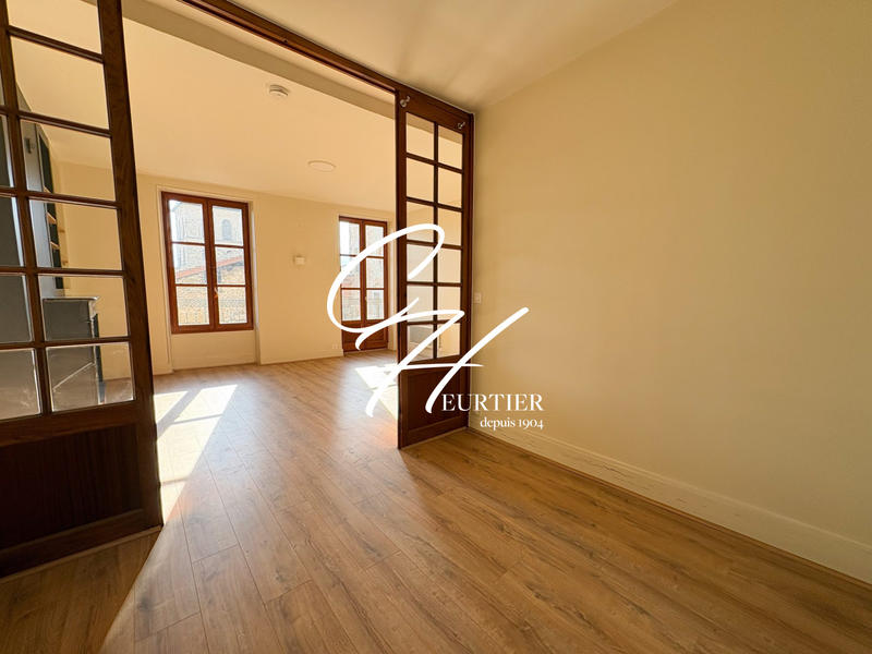 Appartement - 75 m² - 3 pièces