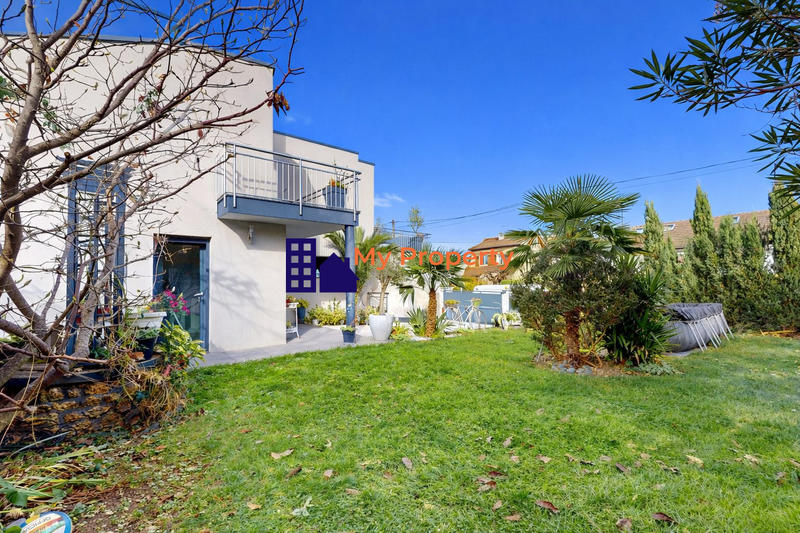 Maison contemporaine - 121 m² - 6 pièces