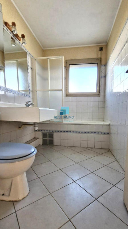 Appartement - 93 m² - 4 pièces