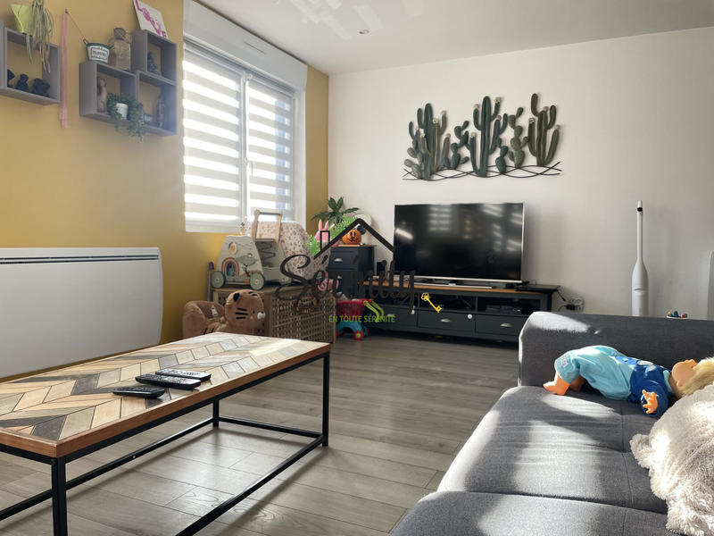 Maison - 90 m² - 5 pièces