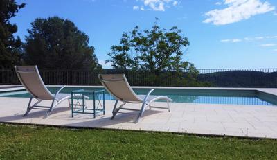 Maison - 250 m² - 7 pièces