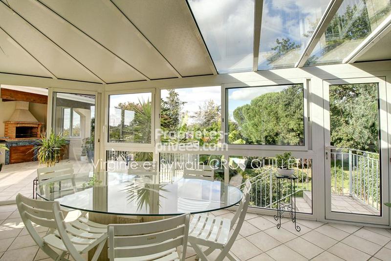 Maison - 245 m² - 7 pièces