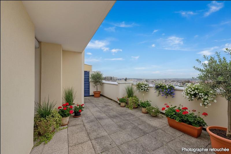 Duplex - 122 m² - 6 pièces