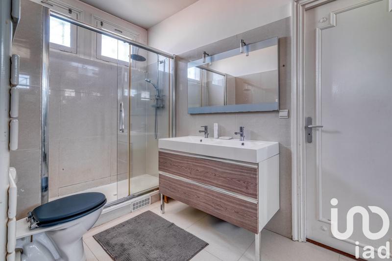 Maison - 431 m² - 9 pièces