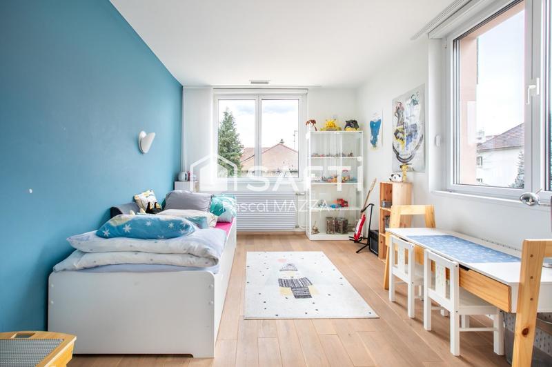 Villa - 220 m² - 7 pièces