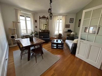 Appartement - 91 m² - 4 pièces