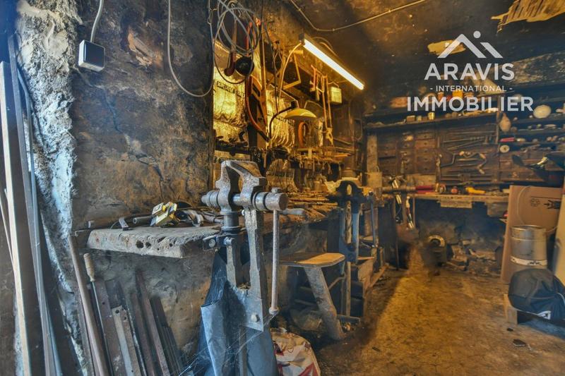 Maison - 111 m² - 6 pièces