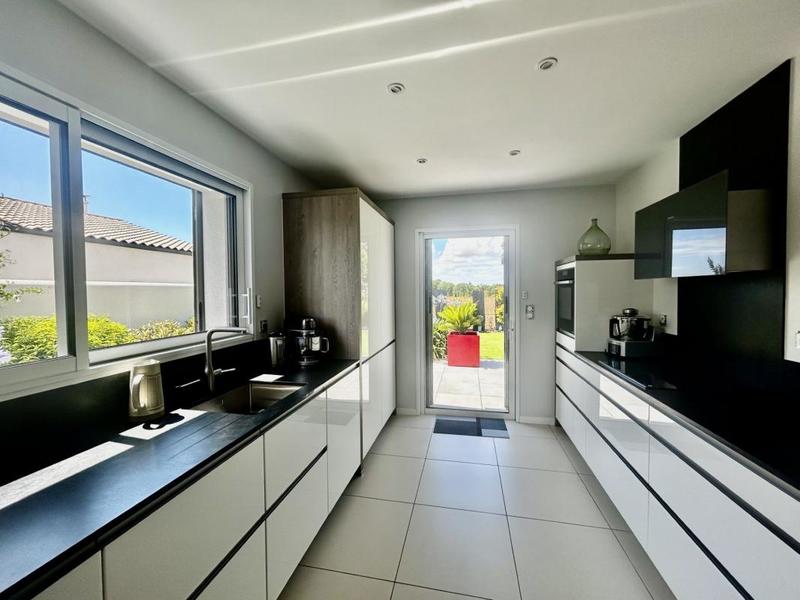 Maison - 150 m² - 4 pièces