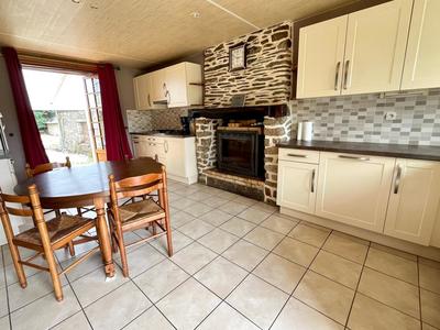 Maison - 190 m² - 6 pièces