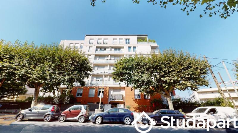 Chambre - 12 m² - 1 pièce