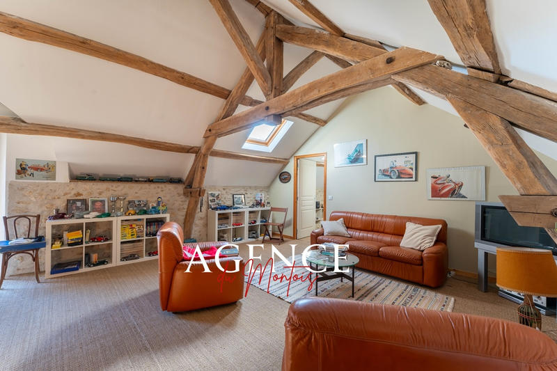 Maison - 276 m² - 11 pièces