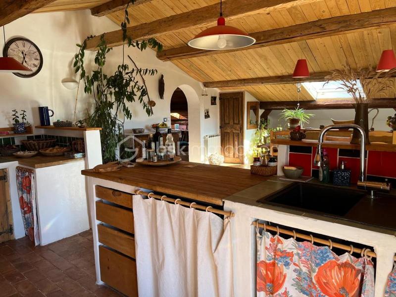 Maison ancienne - 383 m² - 12 pièces