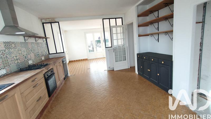 Maison - 80 m² - 5 pièces
