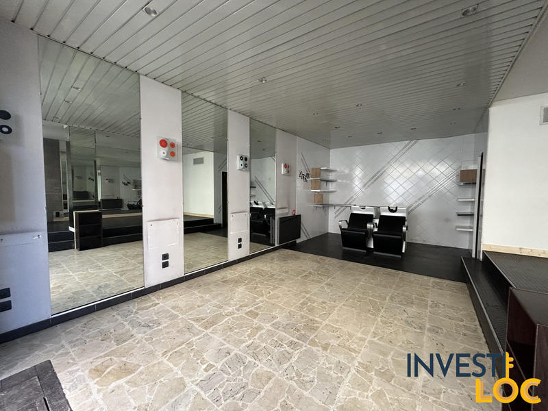Local commercial - 65 m²