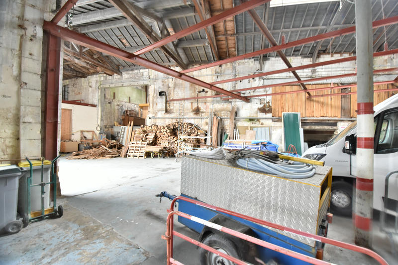 Immeuble - 2 500 m²