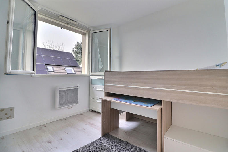 Maison - 79 m² - 5 pièces