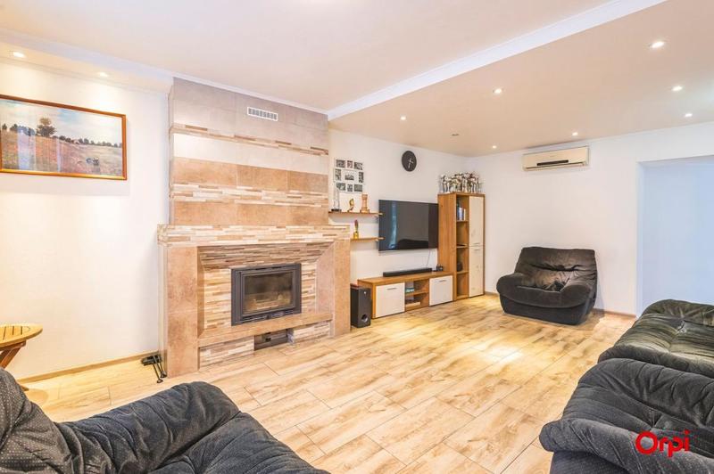 Maison - 161 m² - 4 pièces